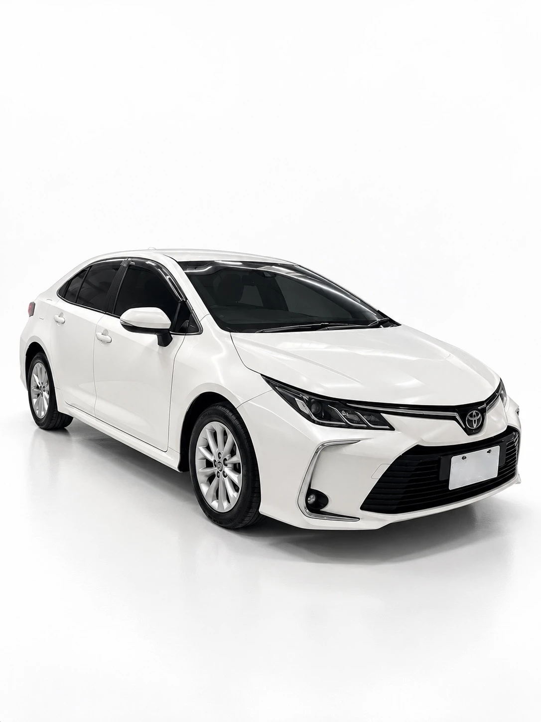 高雄便宜租車怎麼選?Corolla Altis 自駕日租 NT$2,000 完整攻略